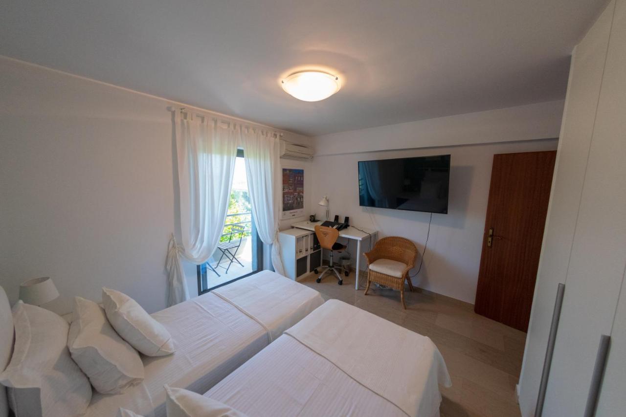 Waves Villa Anavyssos Dış mekan fotoğraf